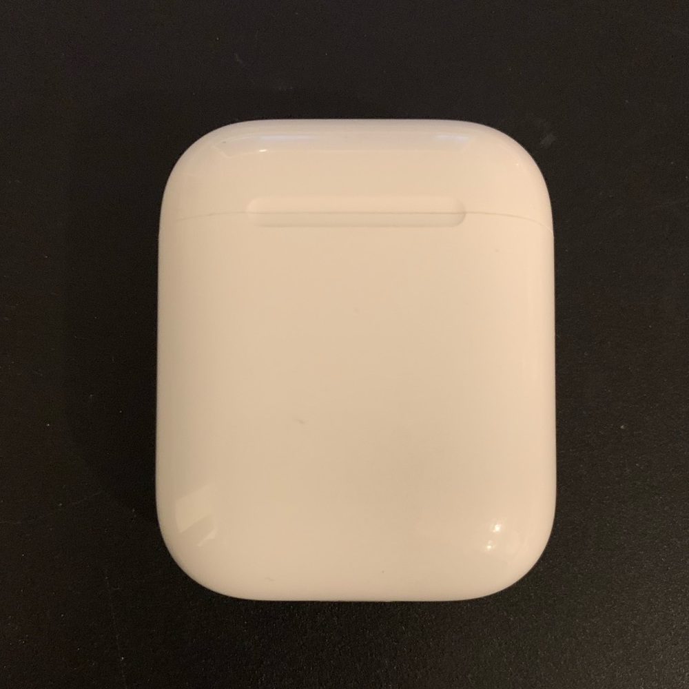 AirPod charging case